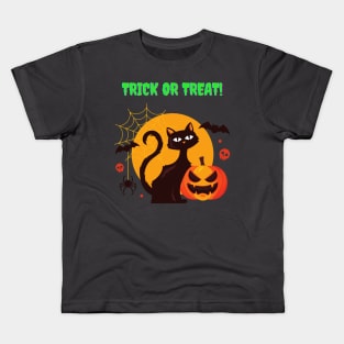 Halloween Trick or Treat spooky cat and pumpkin Kids T-Shirt